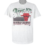 NBA - Chicago Bulls World Champions 3-Peat T-Shirt 1993 Medium