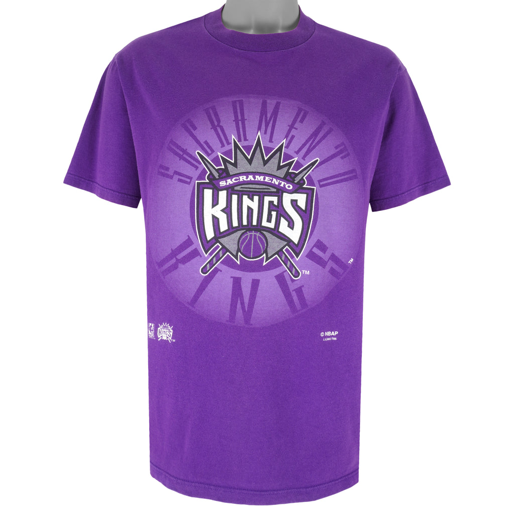 NBA (Competitor) - Sacramento Kings T-Shirt 1990s Large