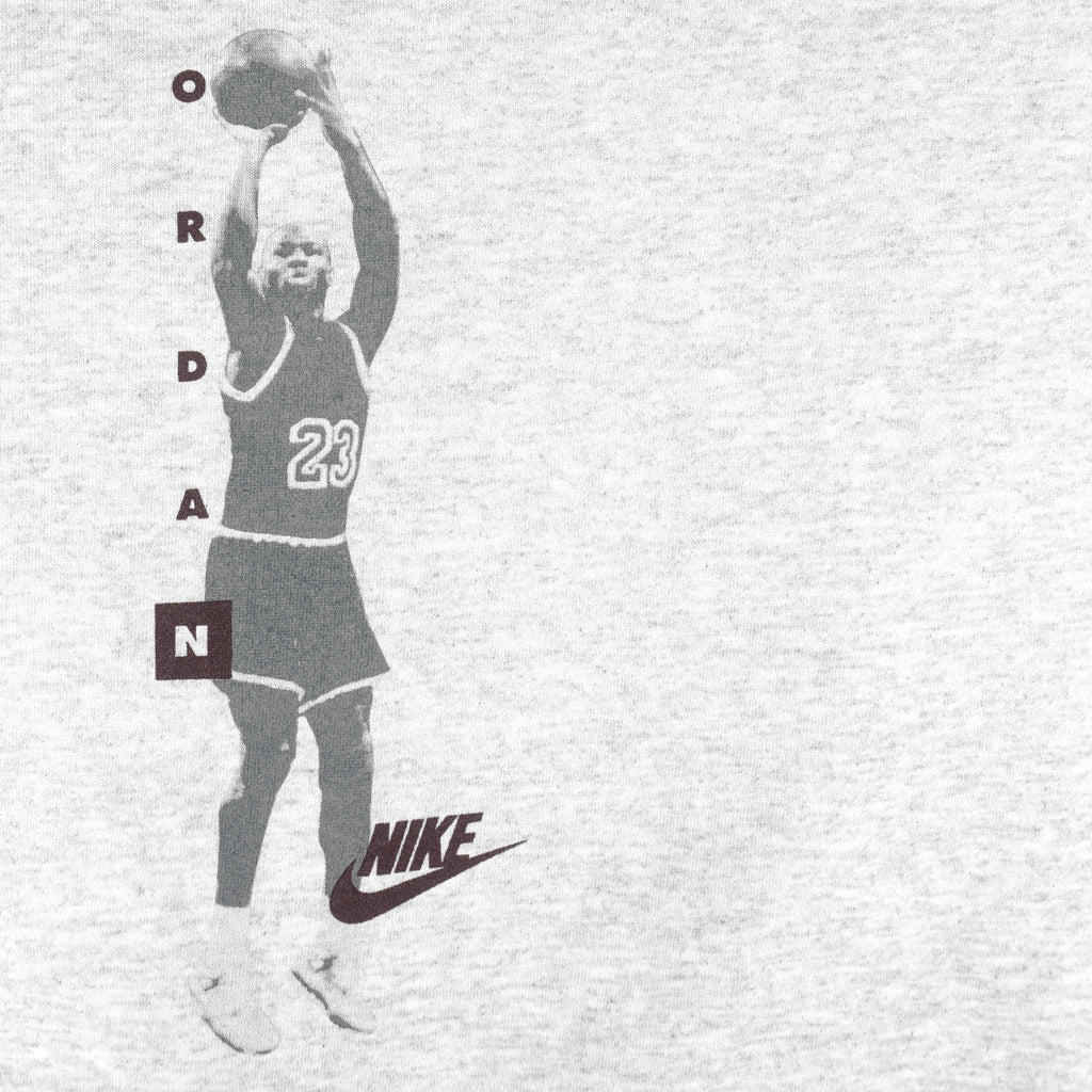 Nike - Michael Jordan No. 23 Grey Tag Crew Neck Sweatshirt 1990s X-Large Vintage Retro Basketball