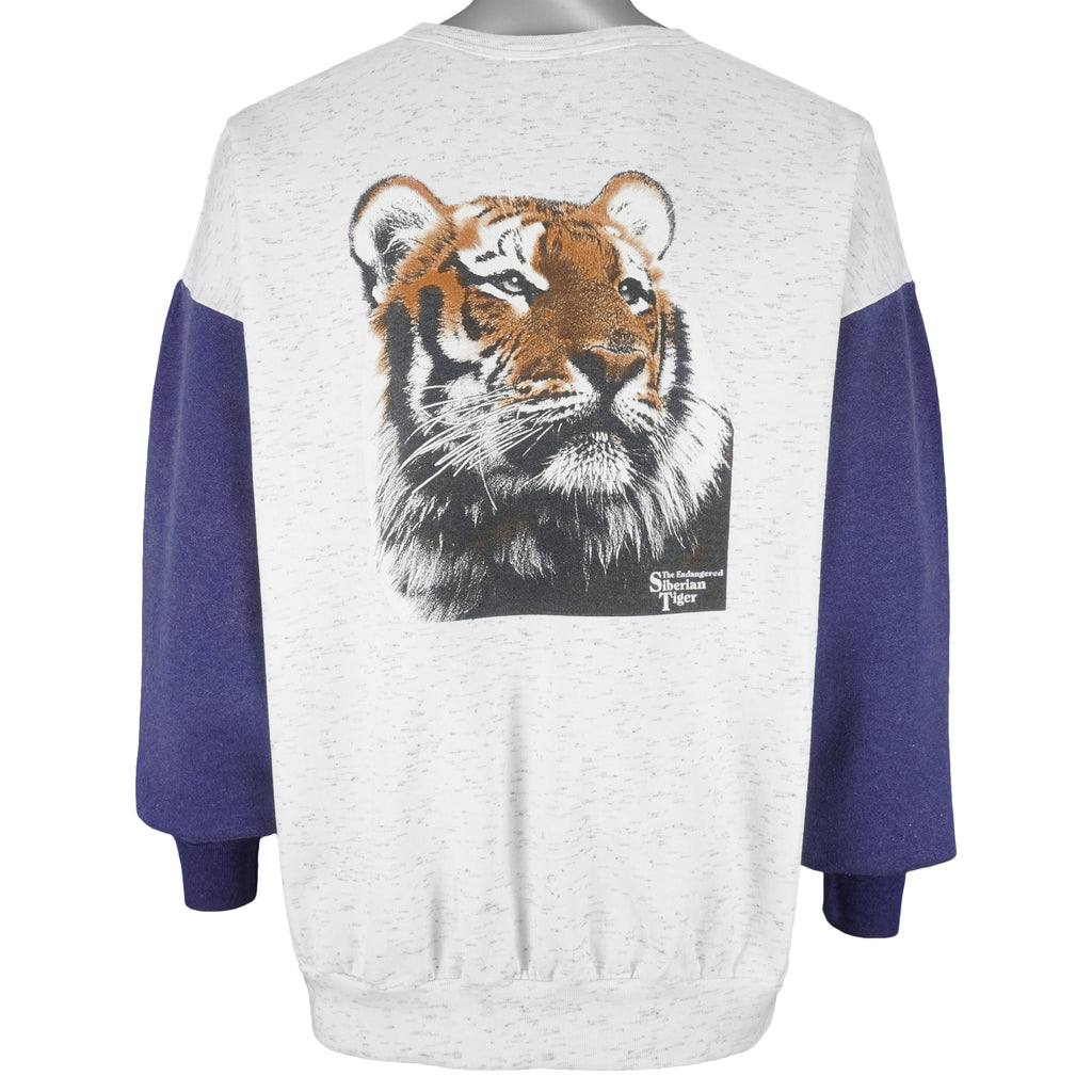 Vintage - The Endangered Siberian Tiger Crew Neck Sweatshirt 1990s X-Large Vintage Retro
