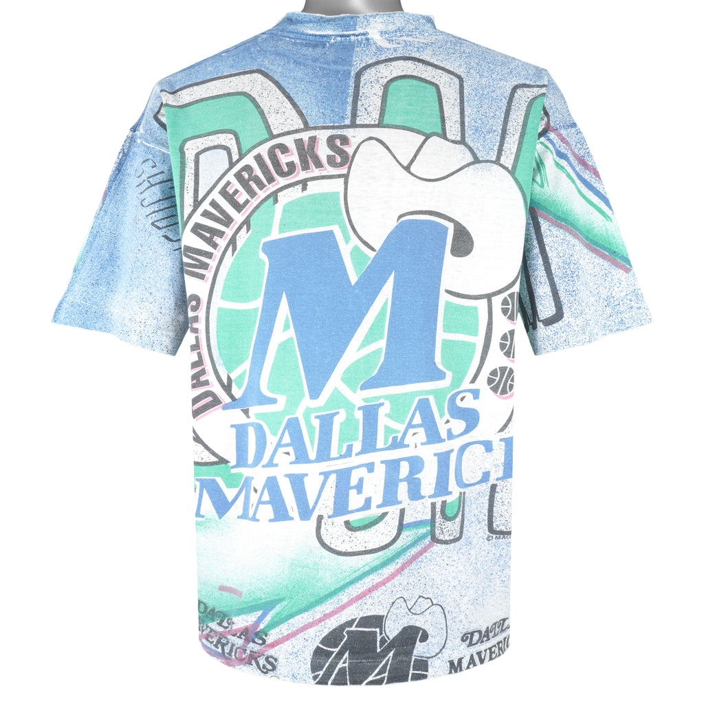 NBA (Magic Johnson T's) - Dallas Mavericks All Over Print 1990s Large