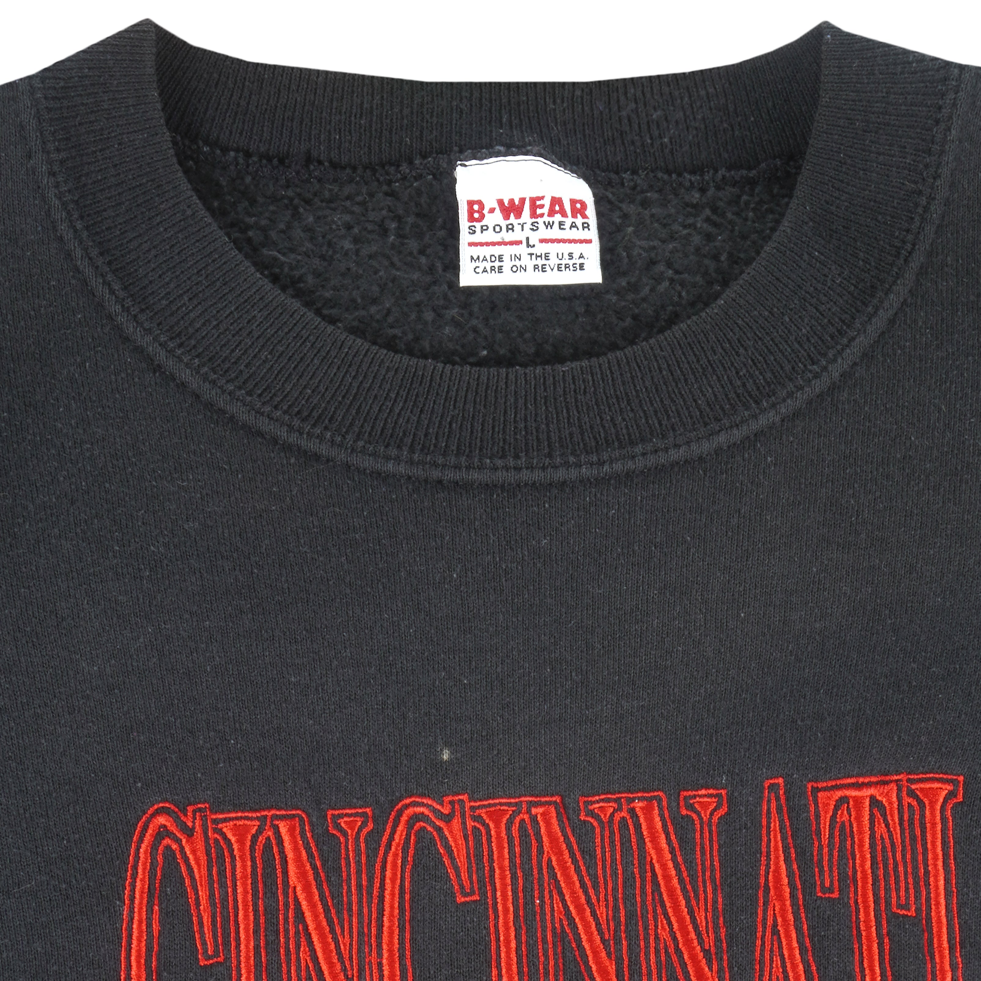 NCAA (B-Wear) - Cincinnati Bearcats Embroidered Crew Neck Sweatshirt 1990s Large Vintage Retro Football College