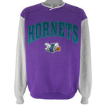 Champion - Charlotte Hornets Embroidered Crew Neck Sweatshirt 2000 Large