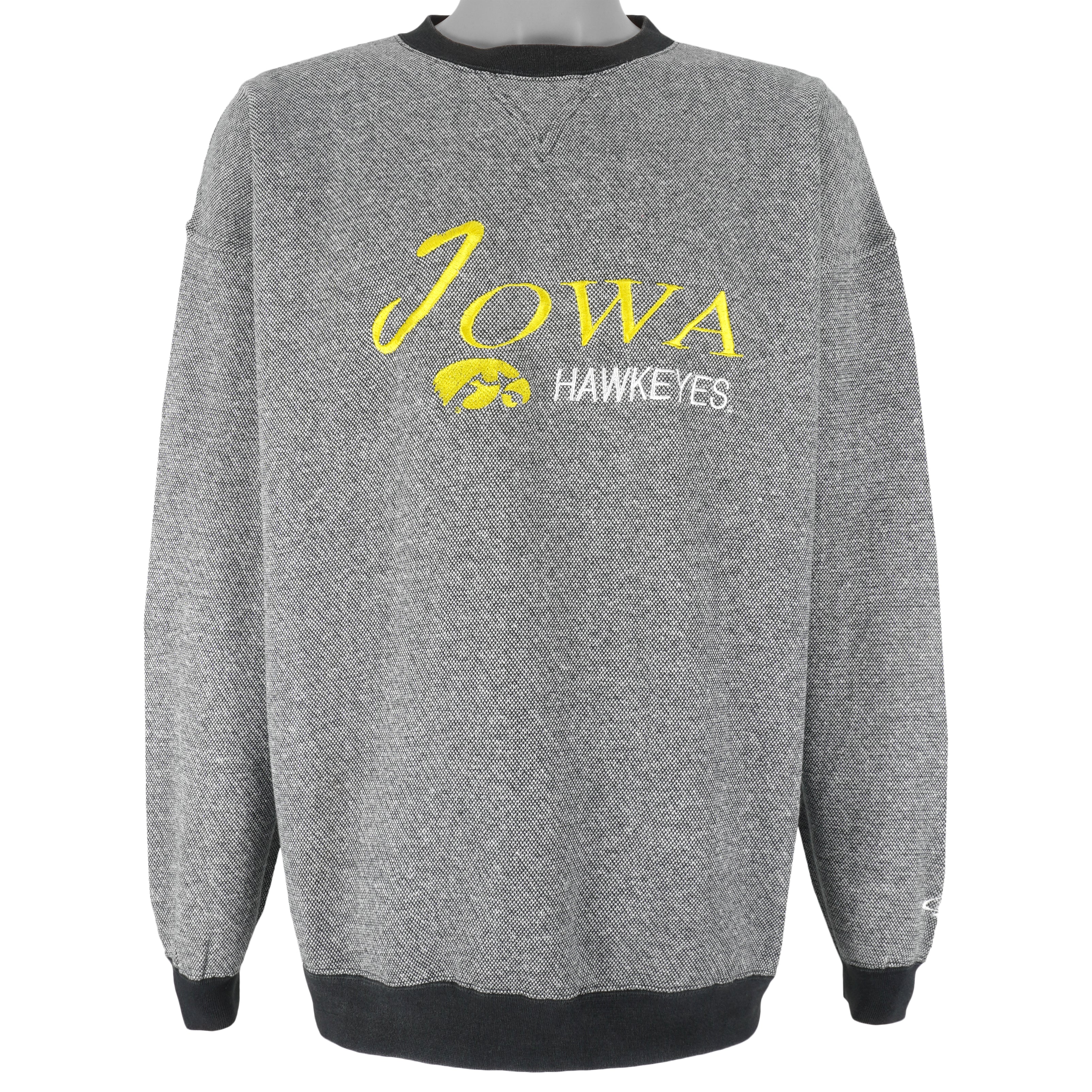 NCAA (Logo Athletic) - Iowa Hawkeyes Crew Neck Sweatshirt 1990s Large Vintage Retro Football College