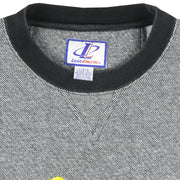 NCAA (Logo Athletic) - Iowa Hawkeyes Crew Neck Sweatshirt 1990s Large Vintage Retro Football College