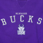 NBA (Lee) - Milwaukee Bucks Embroidered Sweatshirt 1990s X-Large Vintage Retro Basketball
