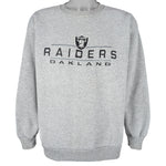 NFL (Logo Athletic) - Oakland Raiders Embroidered Crew Neck Sweatshirt 1990s Large