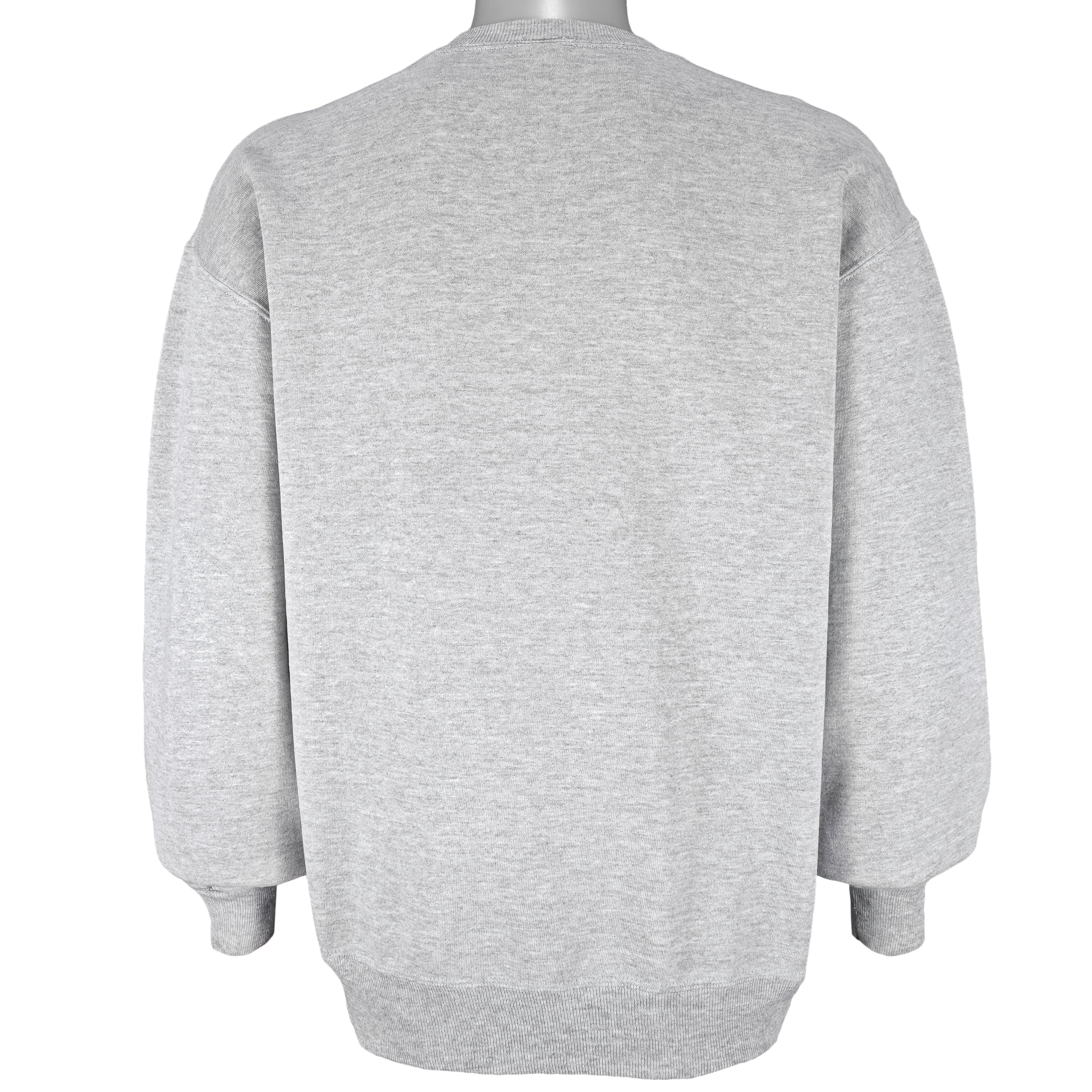 NFL (Russell) - New England Patriots Embroidered Crew Neck Sweatshirt 1990s Large Vintage Retro Football