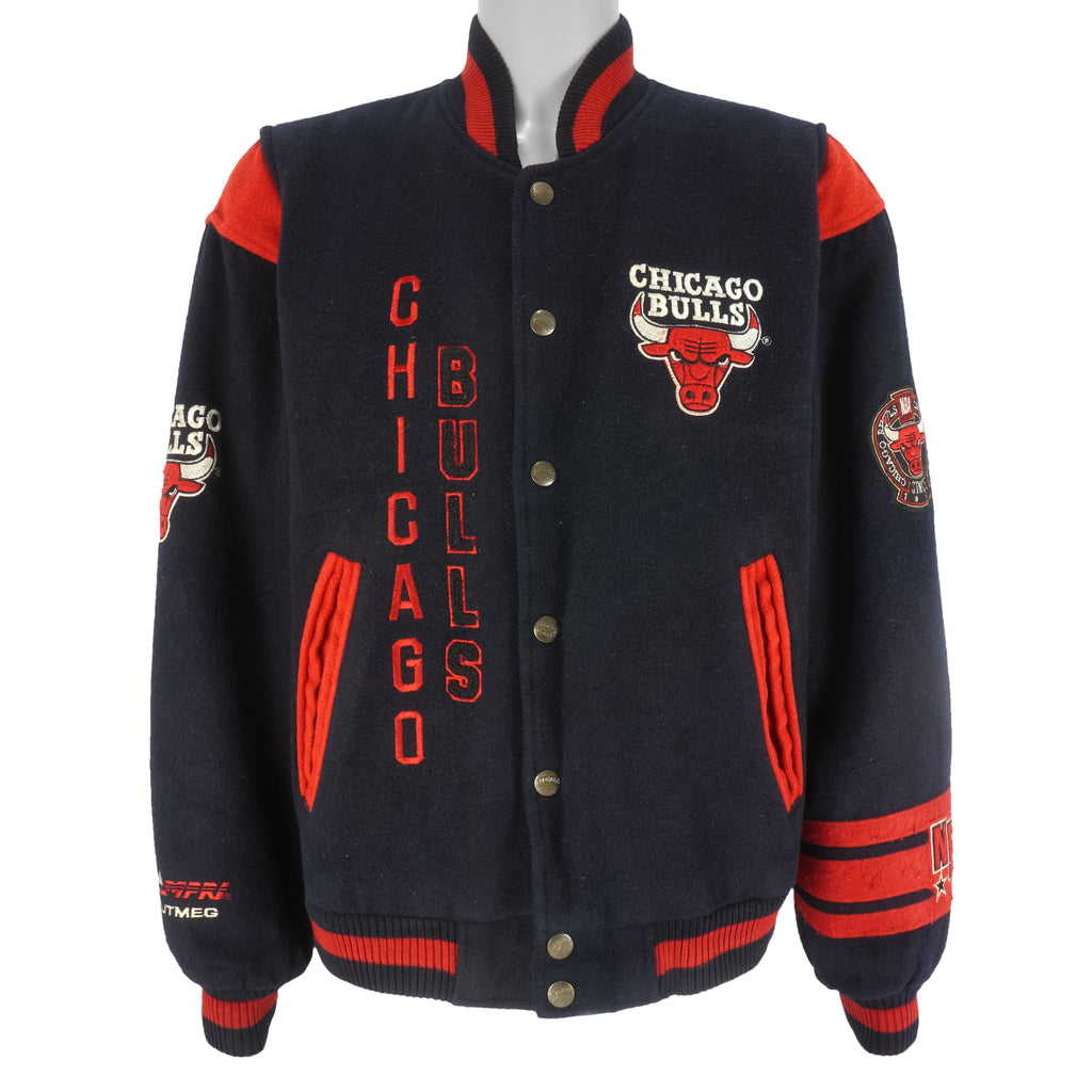 Vintage NBA (Nutmeg by Campri) Chicago Bulls Embroidered Jacket 1990s