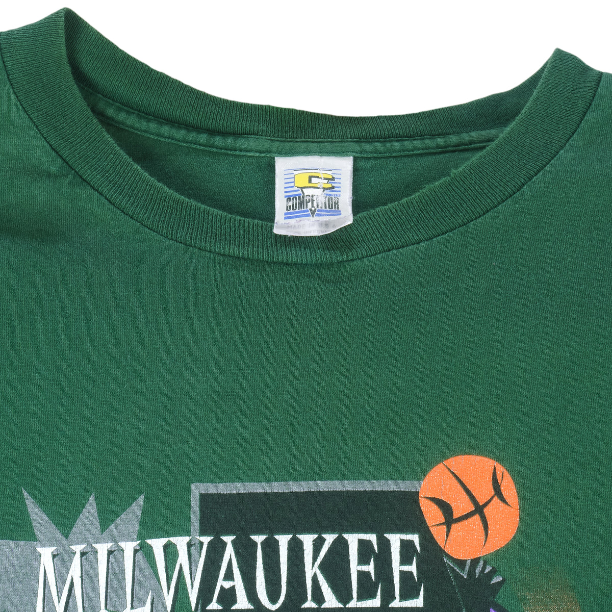 NBA (Competitor) - Green Milwaukee Bucks Single Stitch T-Shirt 1990s X-Large Vintage Retro Basketball