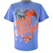 NBA (Salem) - New York Knicks Aerial Assault T-Shirt 1990s Large Vintage Retro Basketball