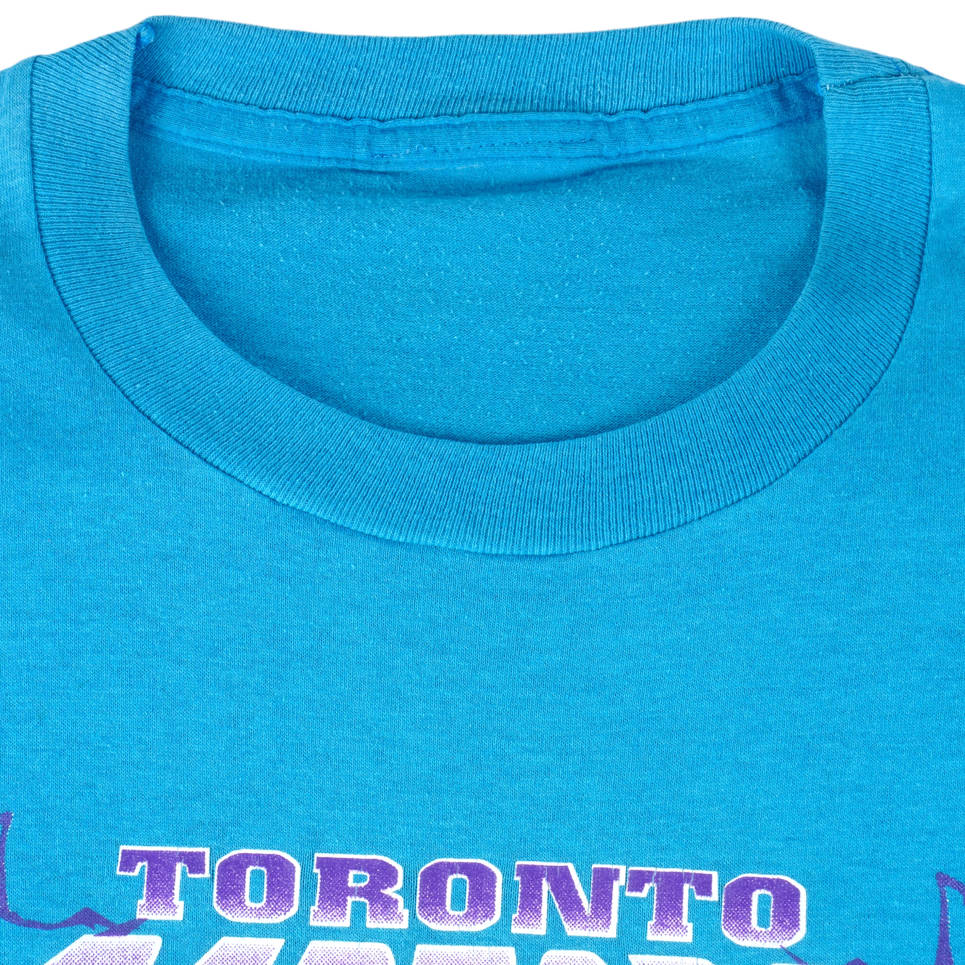 NBA - Toronto Raptors Big Spell-Out T-Shirt 1994 Small Vintage Retro Basketball