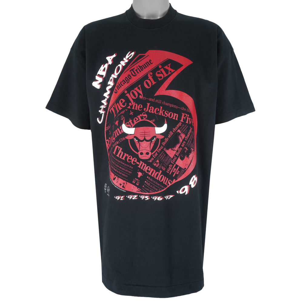 NBA (Front Pages) - Chicago Bulls 6 Time Champions T-Shirt 1998 XX-Large Vintage Retro Basketball