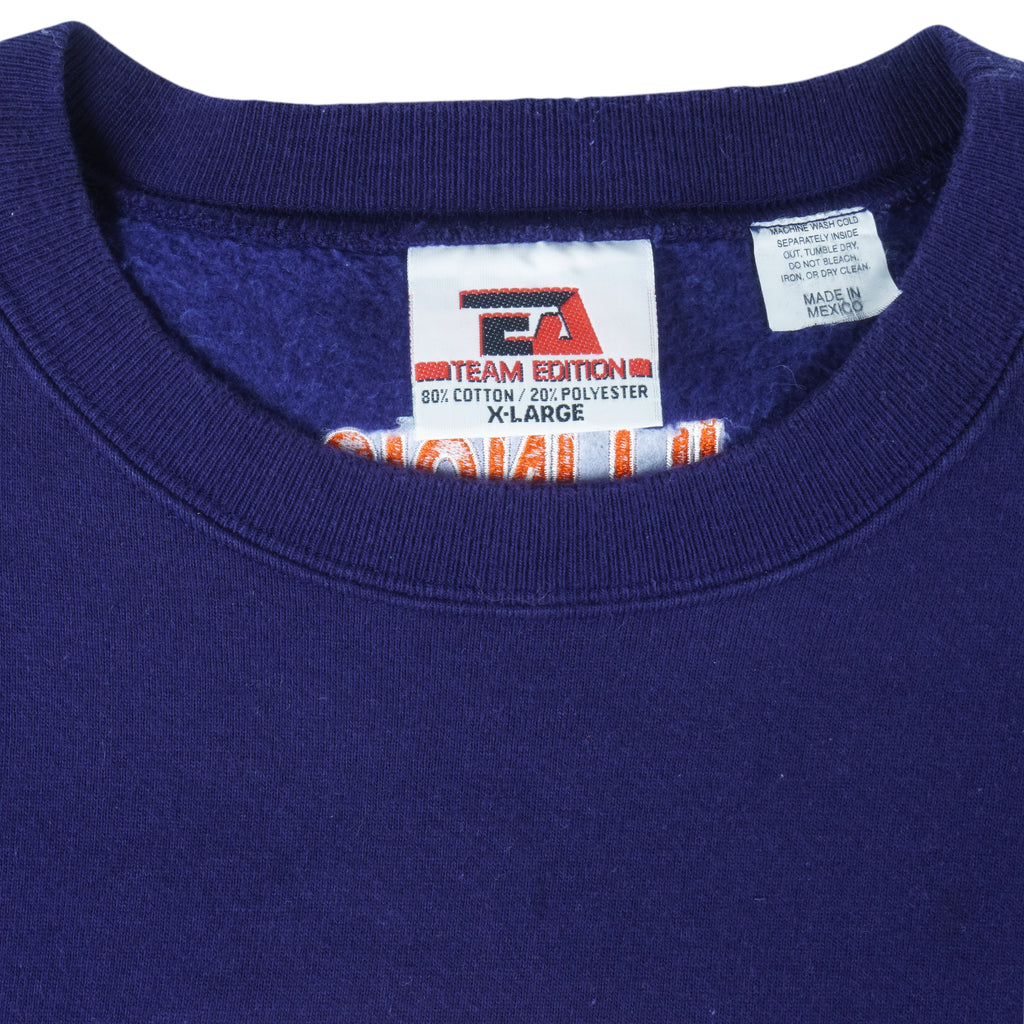 NCAA (Team Edition) - Fighting Illini Embroidered Crew Neck Sweatshirt 1990s X-Large Vintage Retro Football College