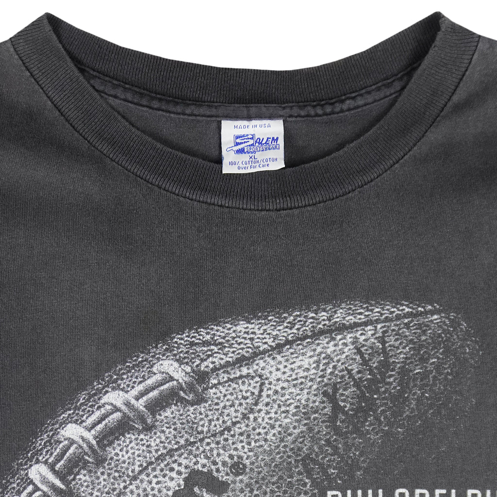 NFL (Salem) - Philadelphia Eagles Football Single Stitch T-Shirt 1992 X-Large Vintage Retro Football