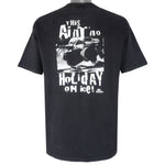 Vintage (No Fear) - Hockey This Ain't No Holiday On Ice T-Shirt 1990s X-Large Vintage Retro
