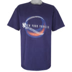 MLB (Logo Athletic) - New York Yankees T-Shirt 2001 X-Large Vintage Retro Baseball