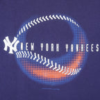 MLB (Logo Athletic) - New York Yankees T-Shirt 2001 X-Large Vintage Retro Baseball