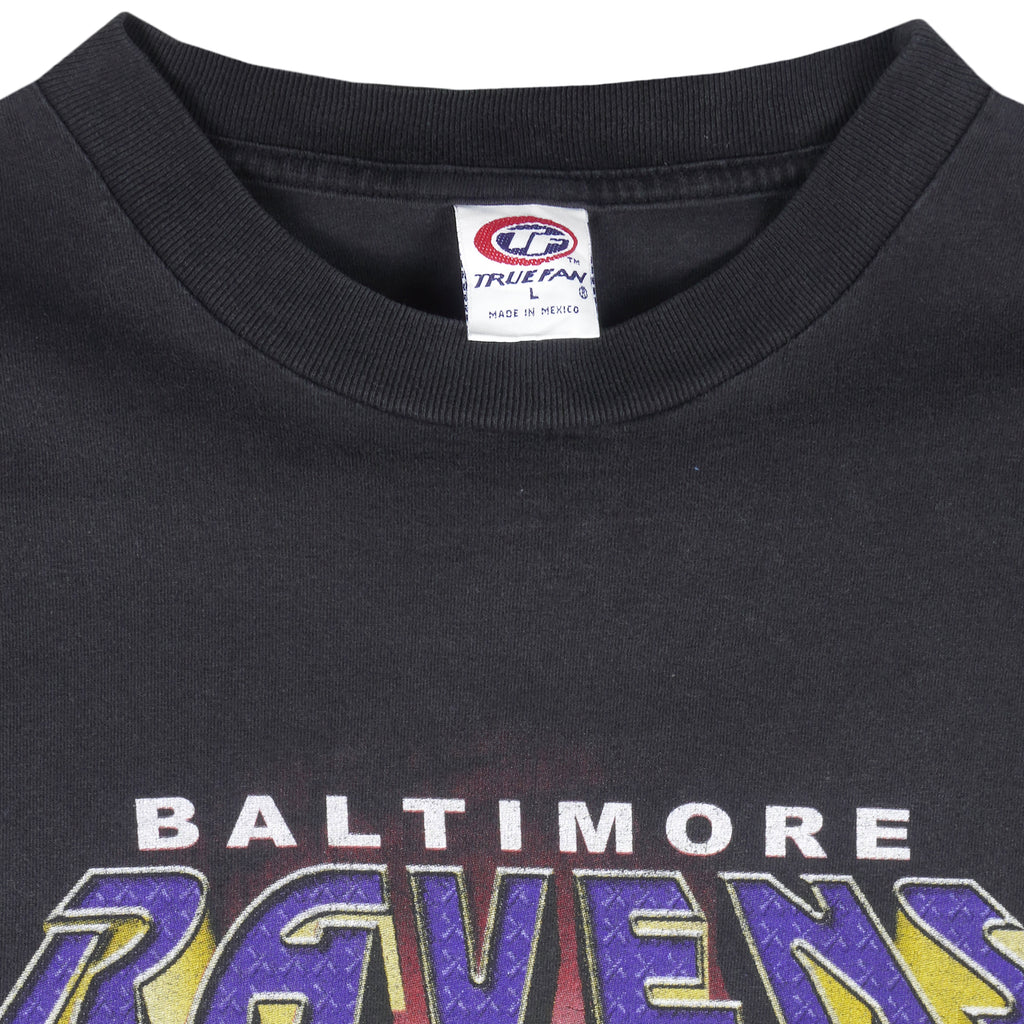 NFL (True Fan) - Baltimore Ravens Super Bowl Spell-Out T-Shirt 2001 Large Vintage Retro Football