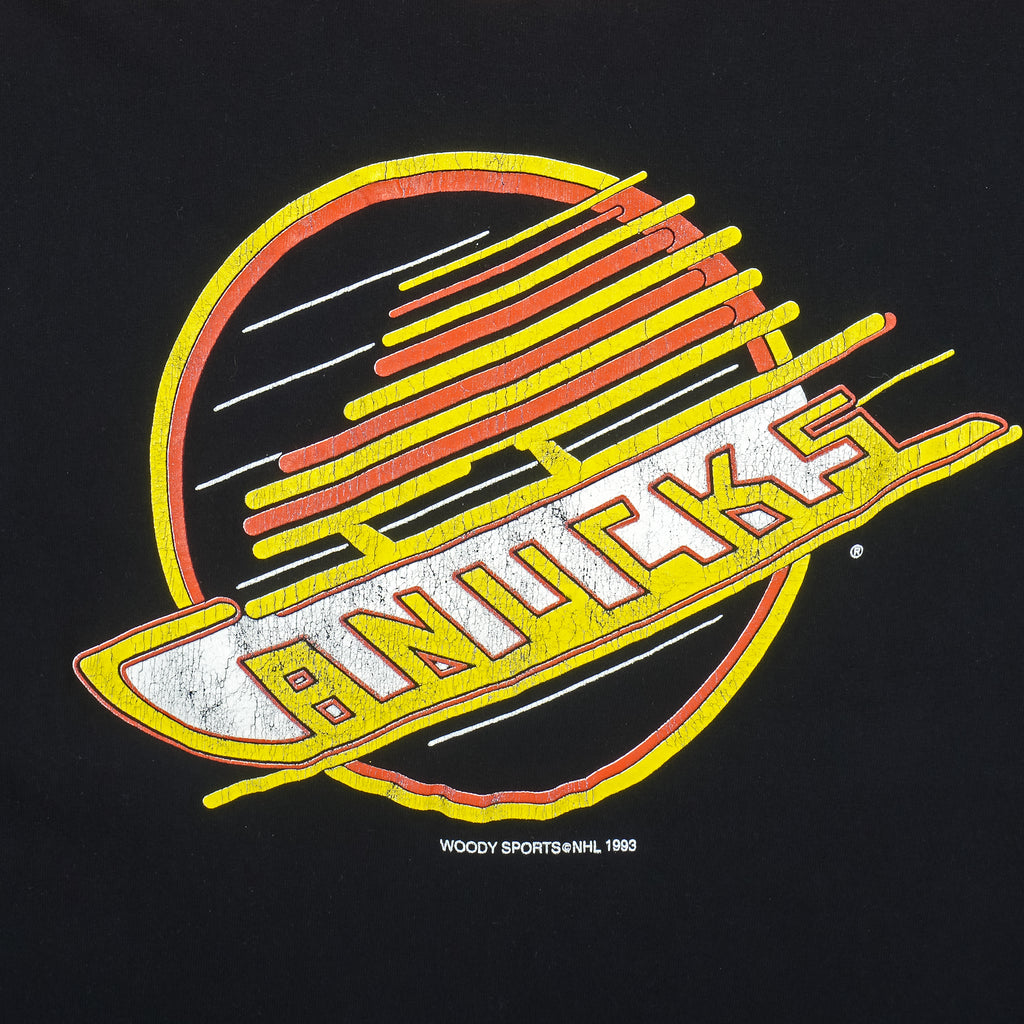 NHL (Hanes) - Vancouver Canucks Big Logo T-Shirt 1993 X-Large Vintage Retro Hockey