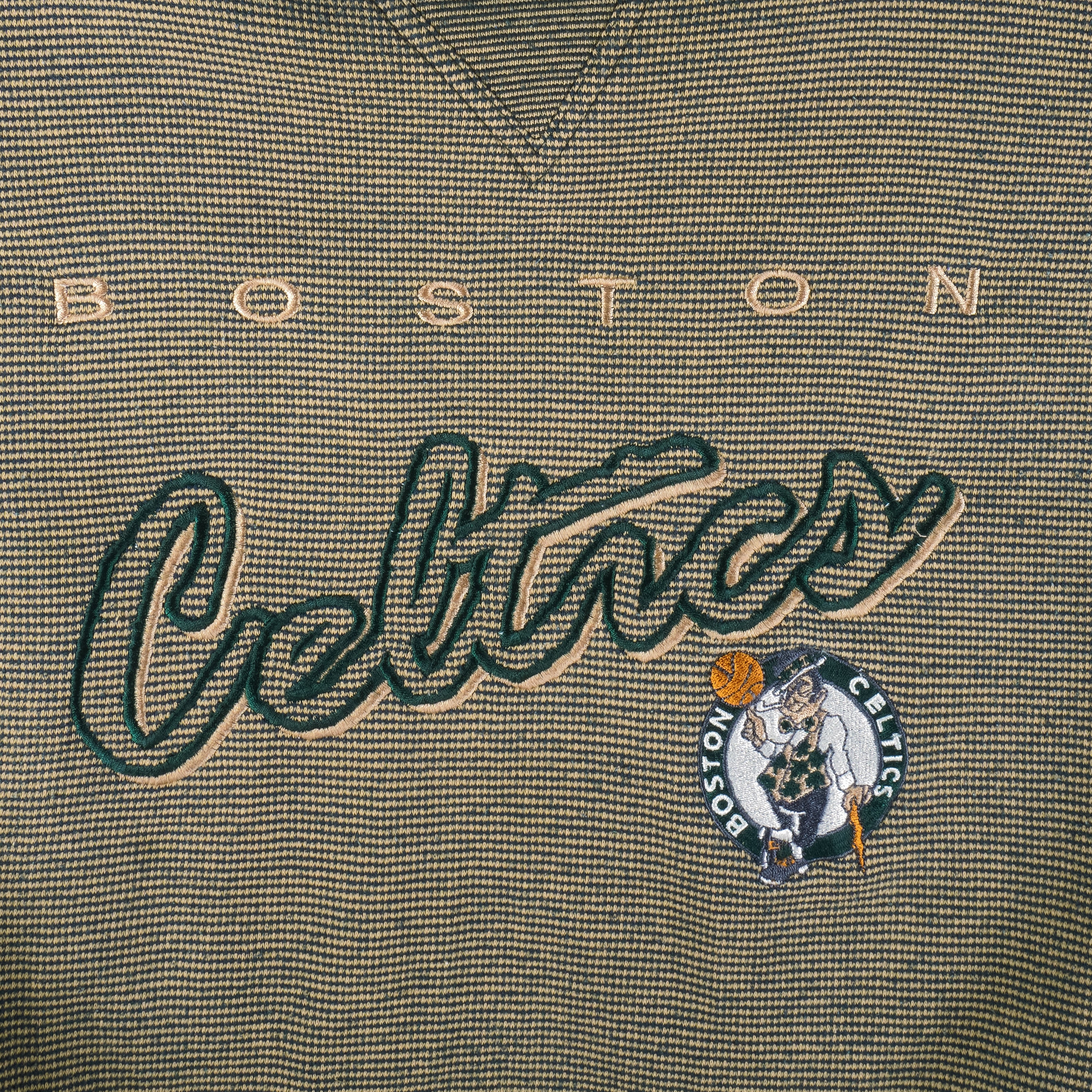 NBA (Lee) - Boston Celtics Embroidered Crew Neck Sweatshirt 1990s X-Large Vintage Retro Basketball