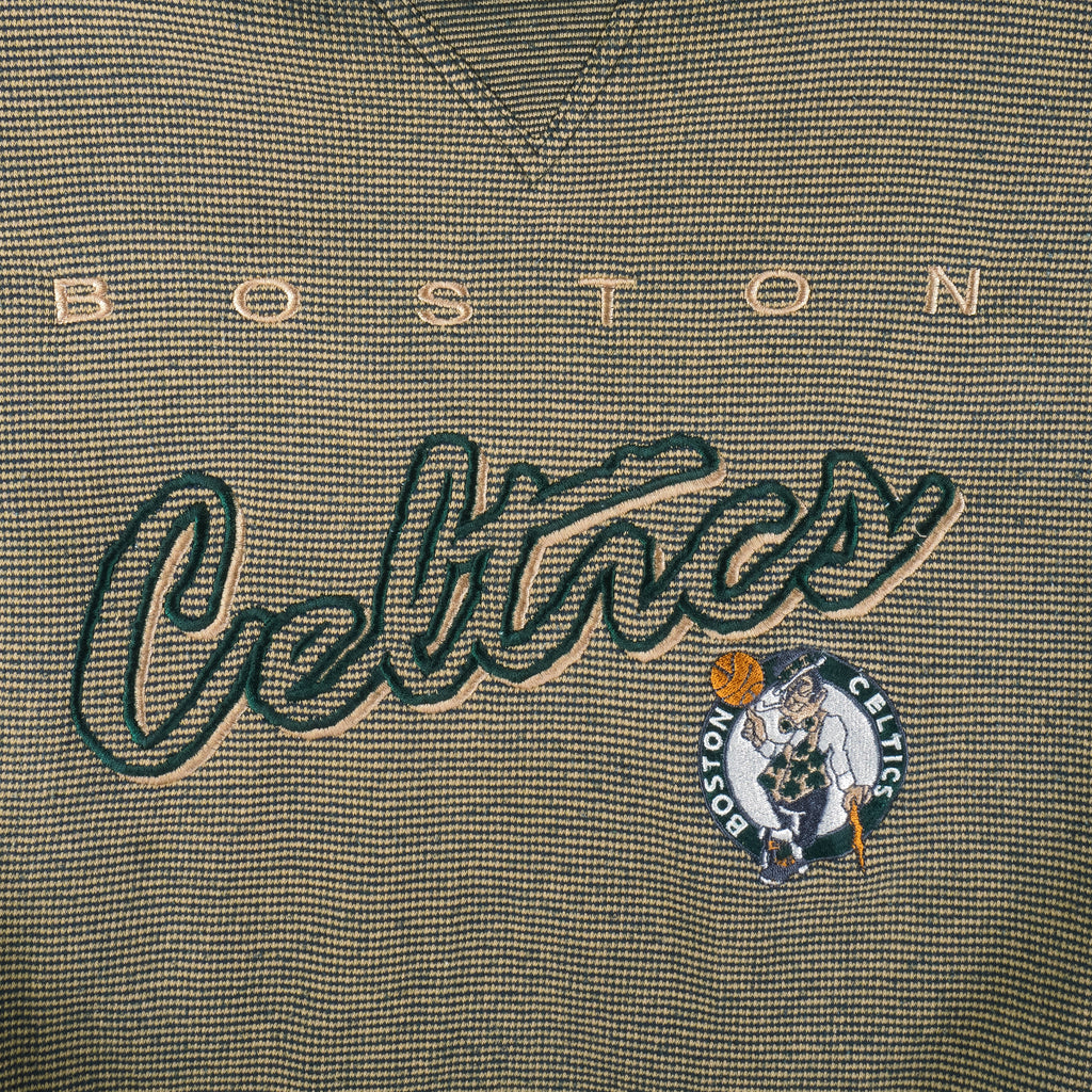 NBA (Lee) - Boston Celtics Embroidered Crew Neck Sweatshirt 1990s X-Large Vintage Retro Basketball
