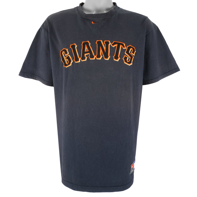 Vintage Nike - San Francisco Giants Embroidered T-Shirt 2000s Large –  Vintage Club Clothing