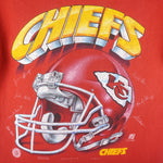 NFL (Delta) - Kansas City Chiefs Helmet & Autographed T-Shirt 1996 Large