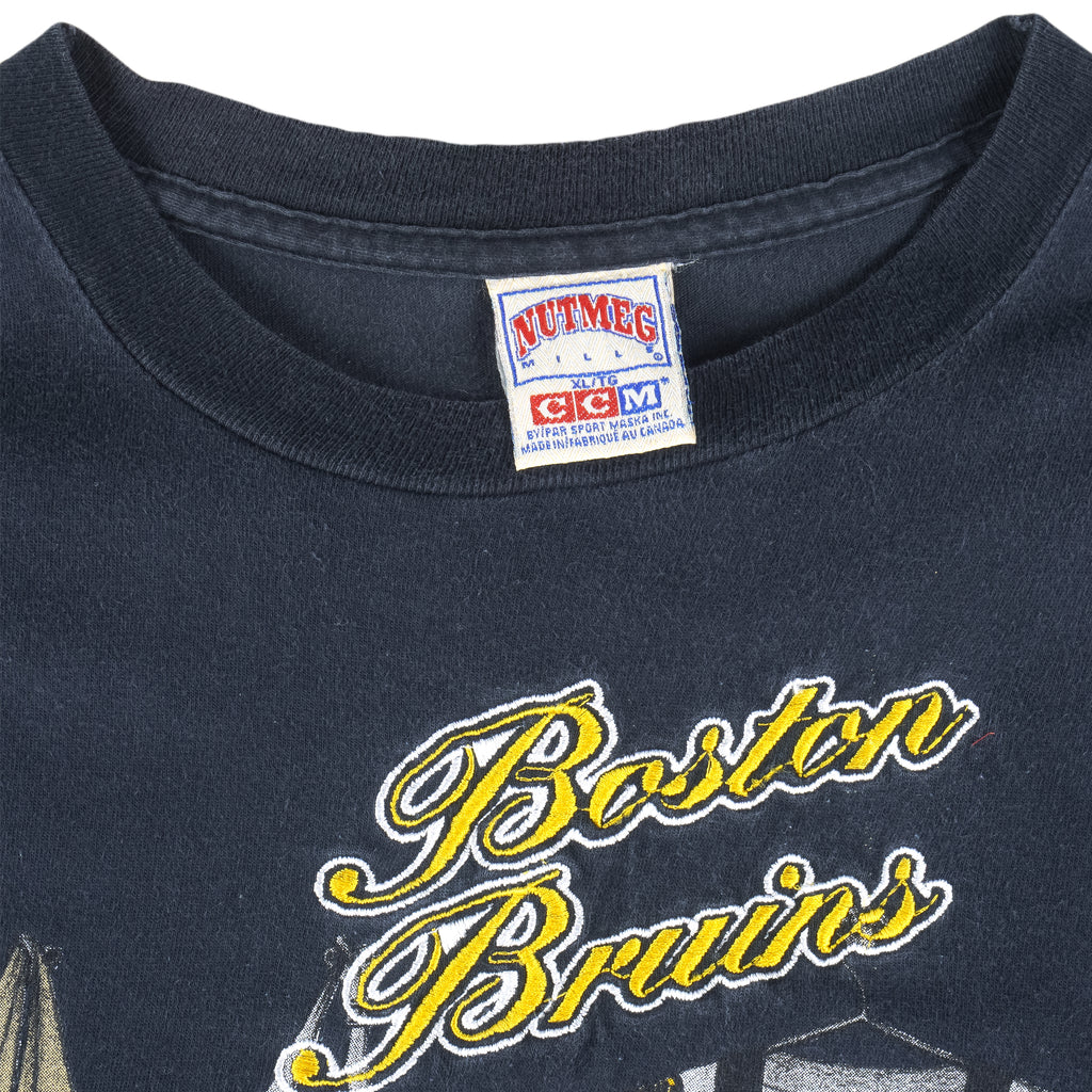 NHL (Nutmeg CCm) - Boston Bruins Locker Room Single Stitch T-Shirt 1990s X-Large Vintage Retro Hockey