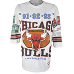 NBA (Long Gone) - Chicago Bulls 3 NBA World Champions T-Shirt 1993 Large