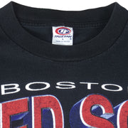 MLB (True Fan) - Boston Red Sox Helmet T-Shirt 2001 Large Vintage Retro Baseball