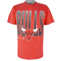 NBA (Hanes) - Chicago Bulls Single Stitch T-Shirt 1990s Large Vintage Retro Basketball