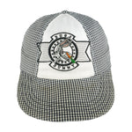 Looney Tunes - Bugs Bunny Embroidered Plaid Fitted Hat 1991 Youth