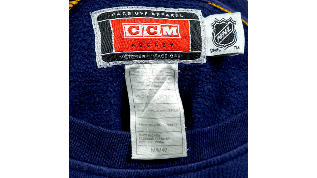 NHL (CCM) - Buffalo Sabres Sweatshirt 1990s Medium Vintage Retro Hockey